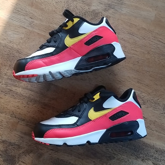 Nike Other - Youth Nike AirMax 90 Shoes